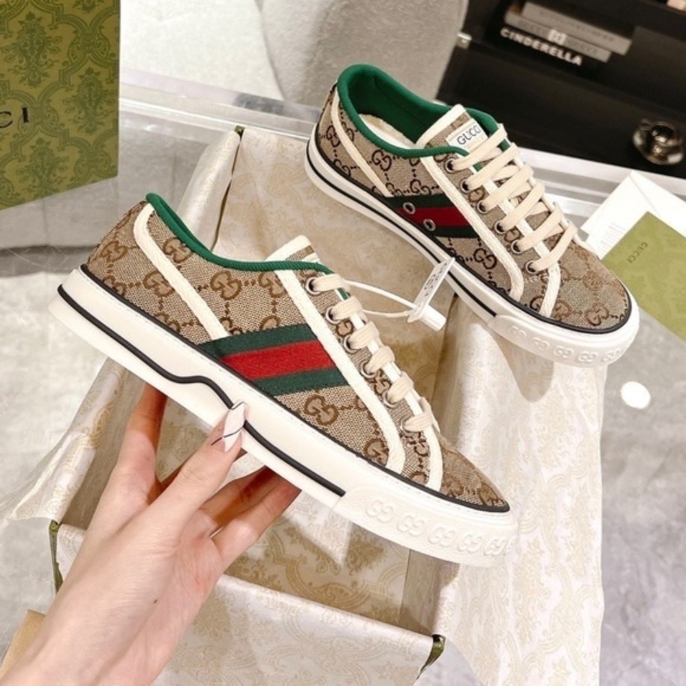 GG Guccis Tennis Shoes 1977 Sneaker
